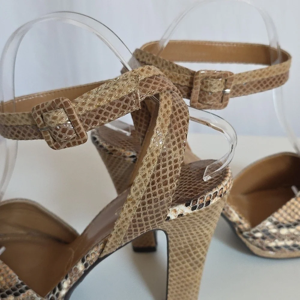 J. Renee Kinnon Brown Snake Print Sandals. Size 9 Medium.